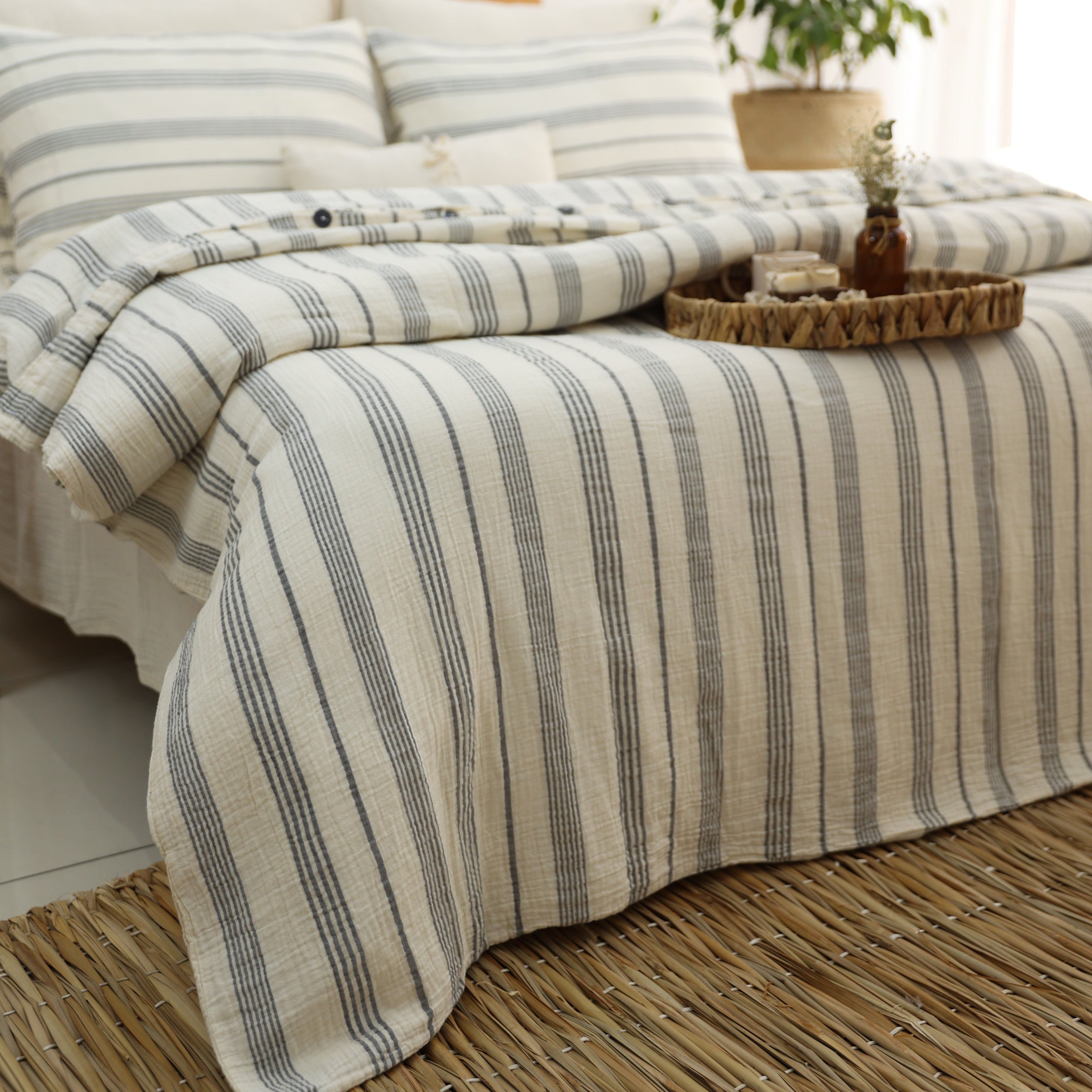 Signature Striped Muslin Duvet Cover Set
