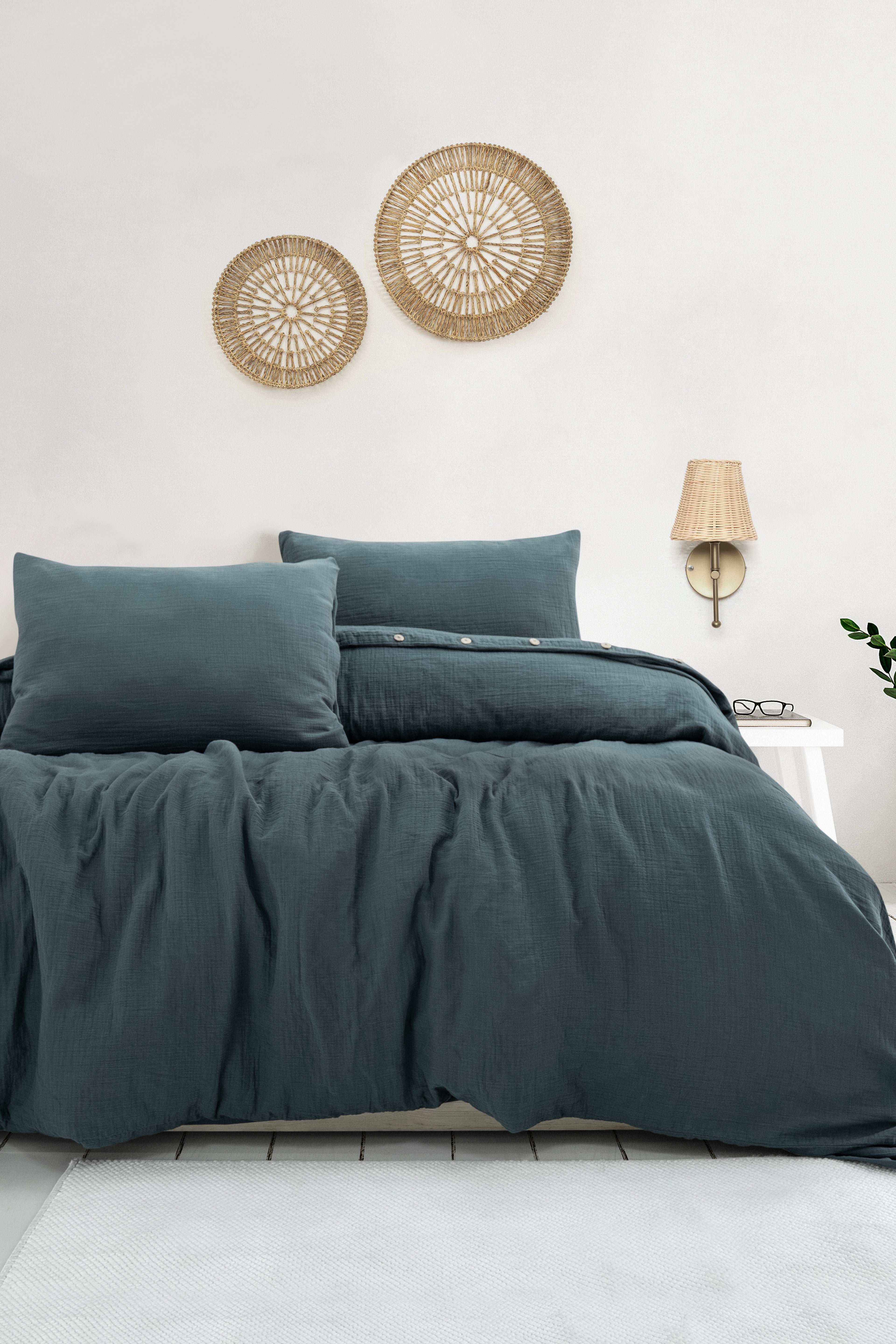 Velora Muslin Bedding Set