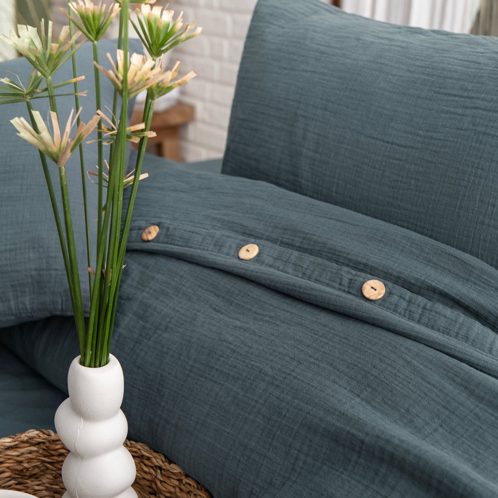 Velora Muslin Bedding Set