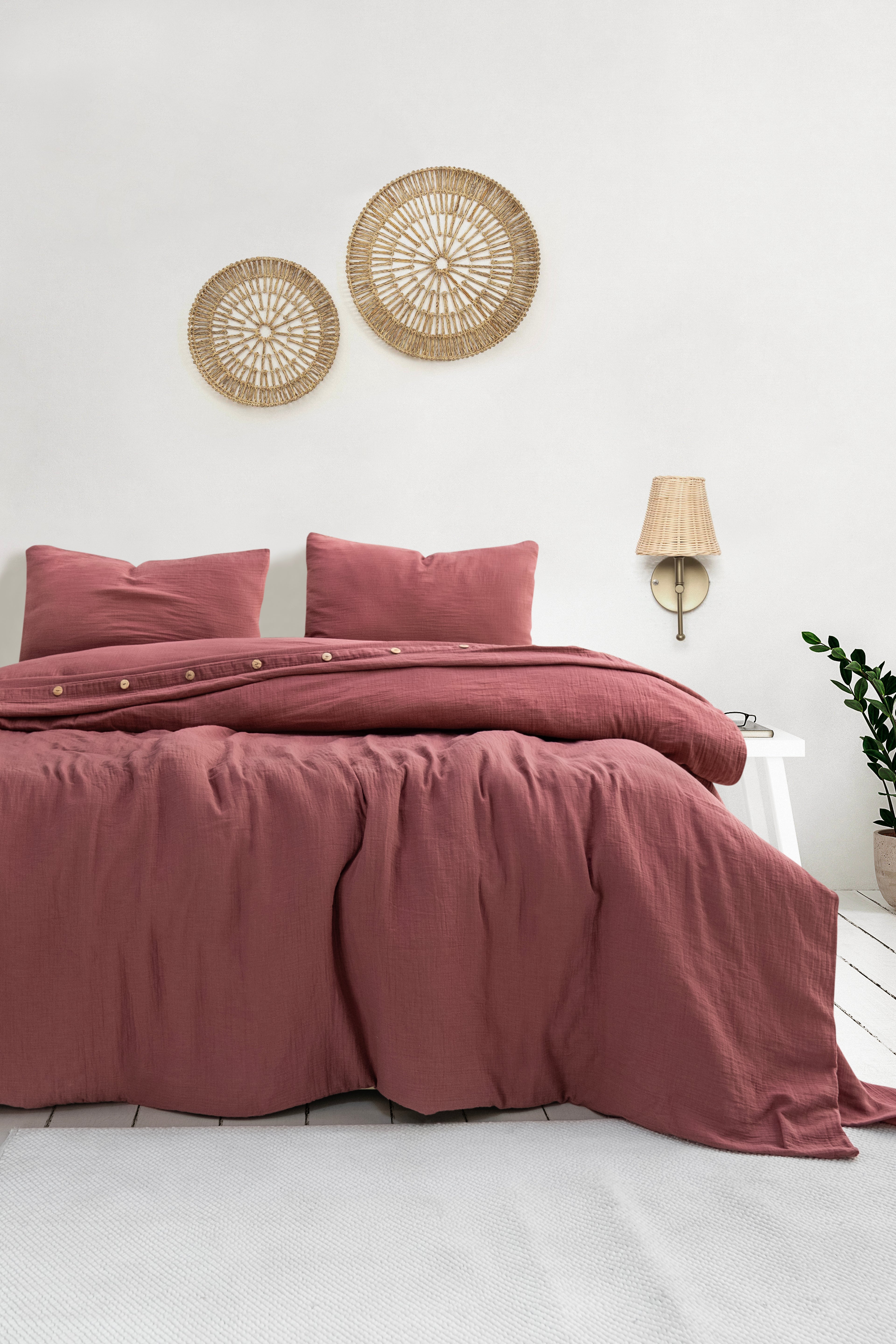 Velora Muslin Bedding Set