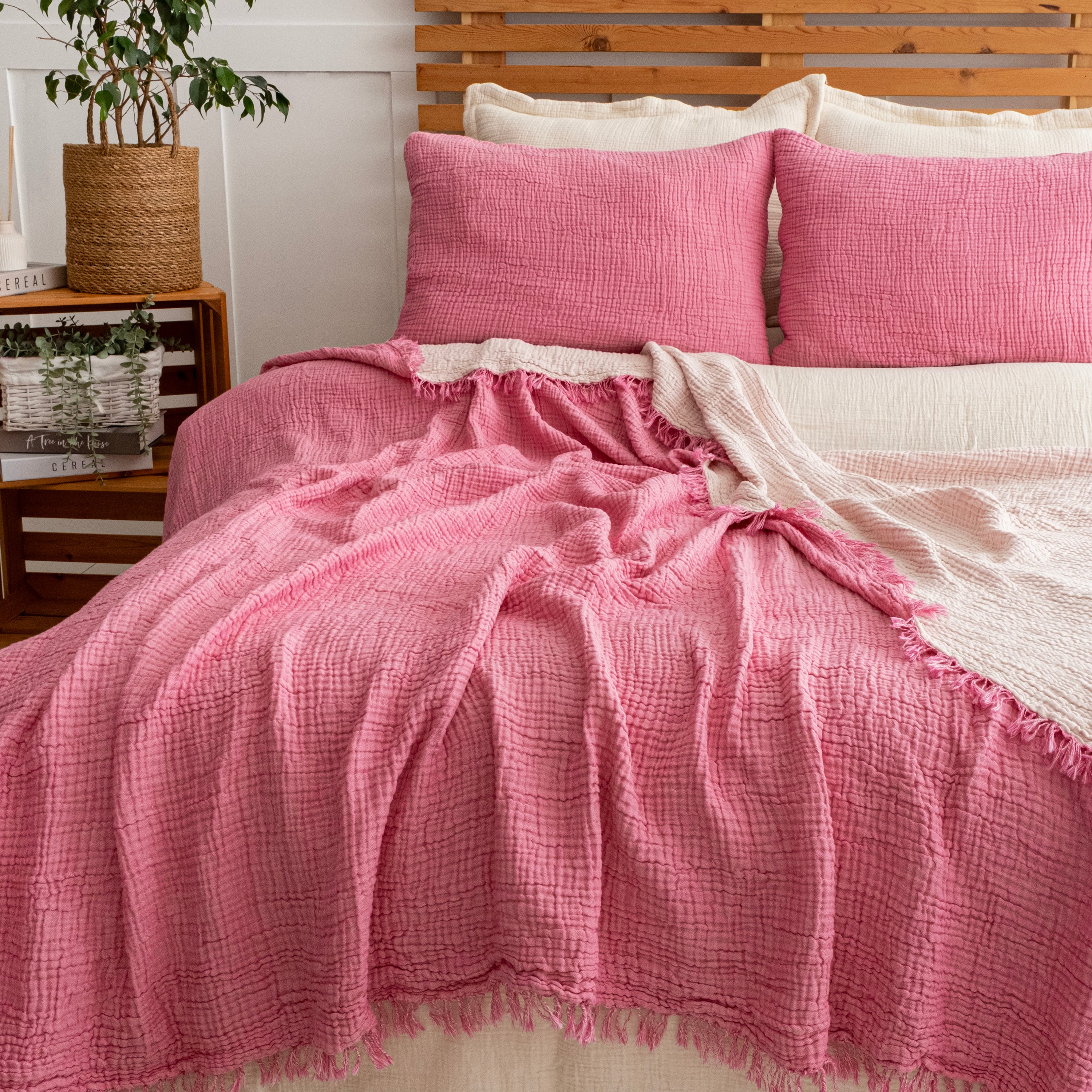Lidya Soft 4-Layer Muslin Bedspread