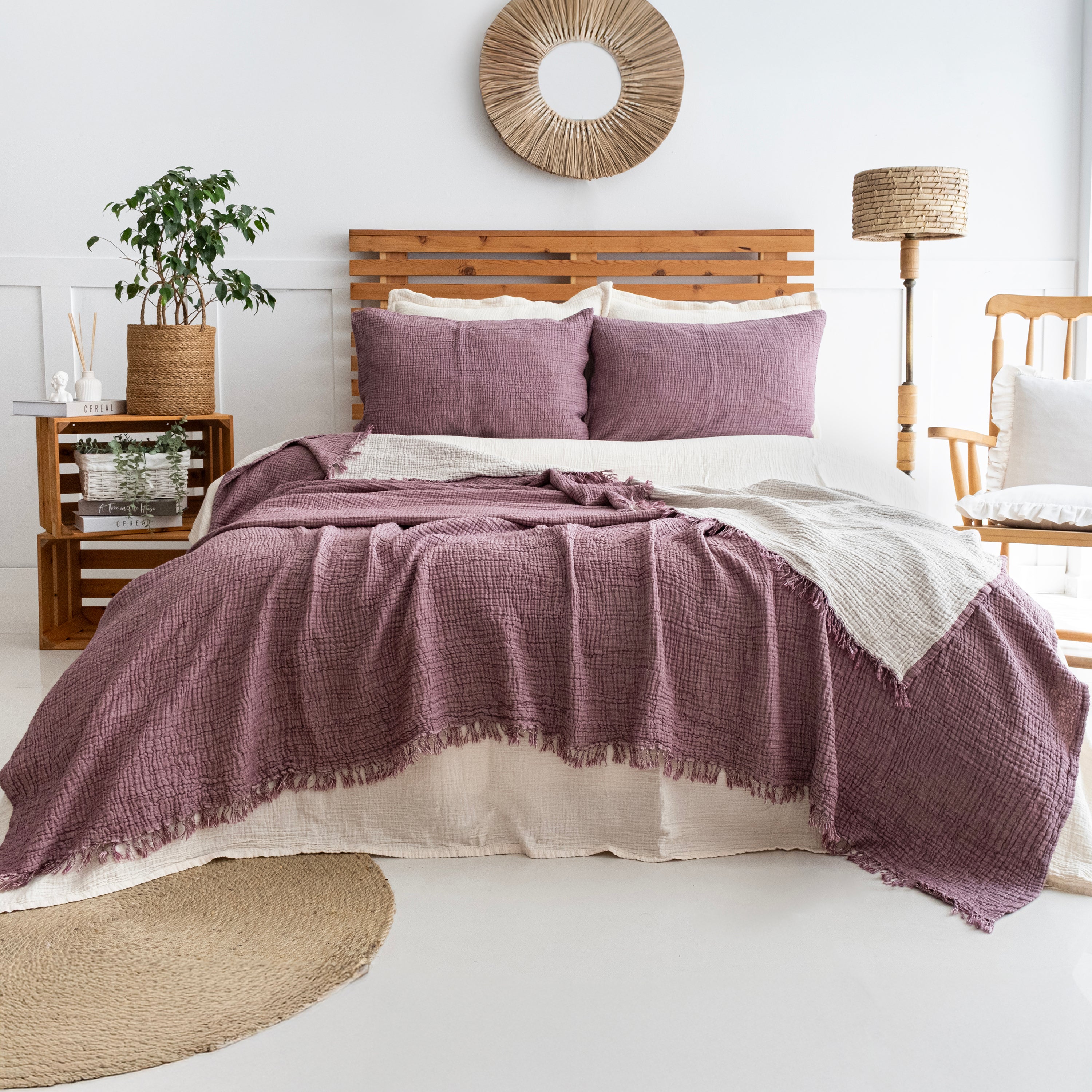 Lidya Soft 4-Layer Muslin Bedspread