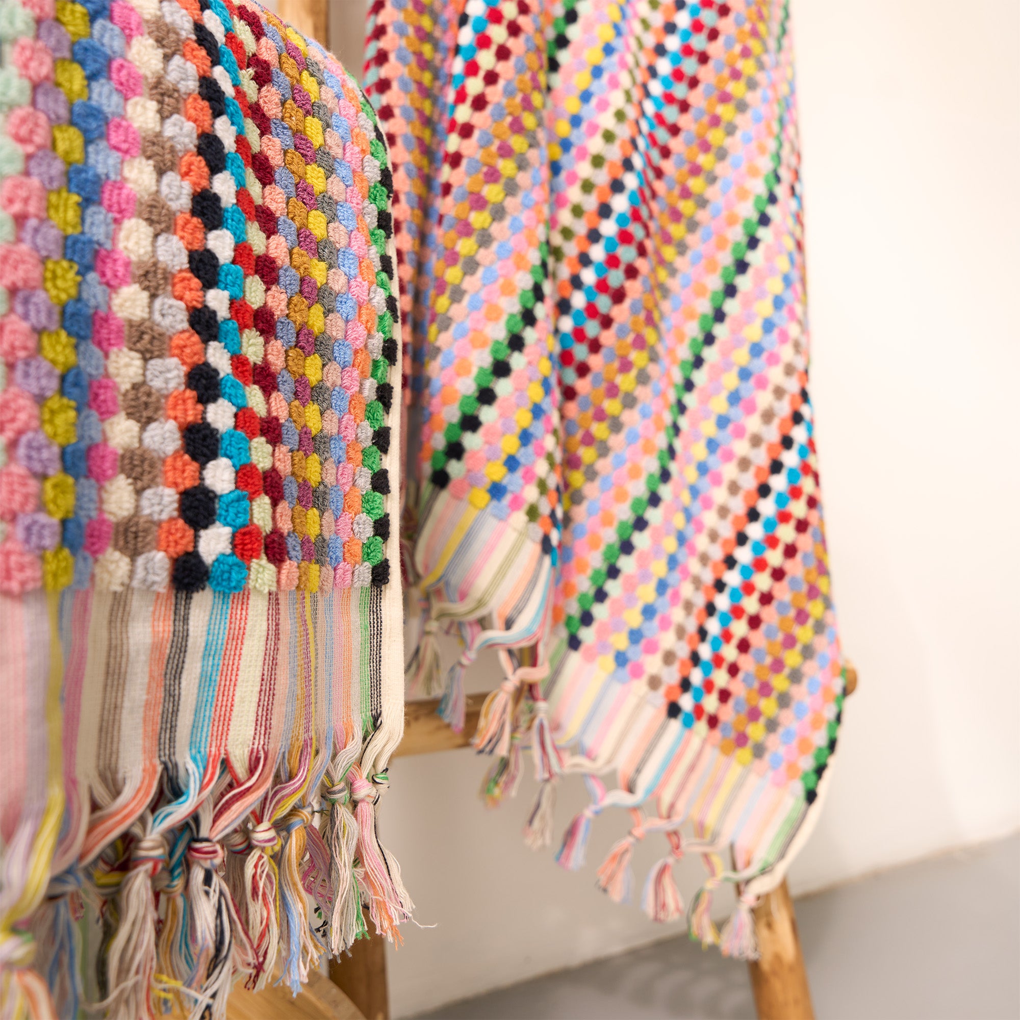 Pom Pom Hand & Bath Towel